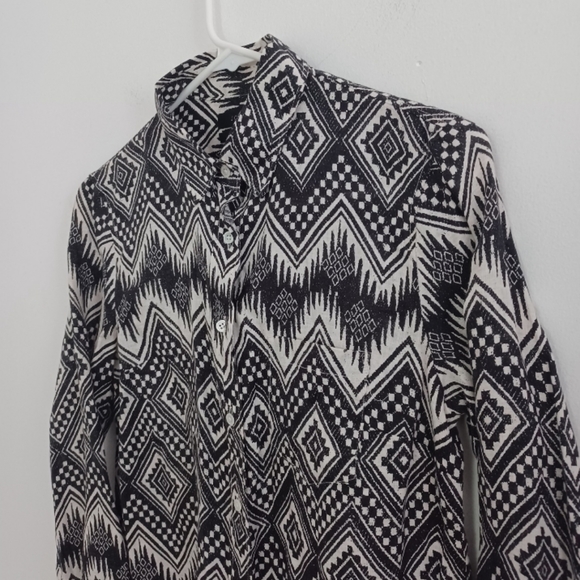 NWT J.crew Linen "boy" Button Up Shirt Aztec Diamonds Ikat | Black & white sz 2 - Picture 7 of 16